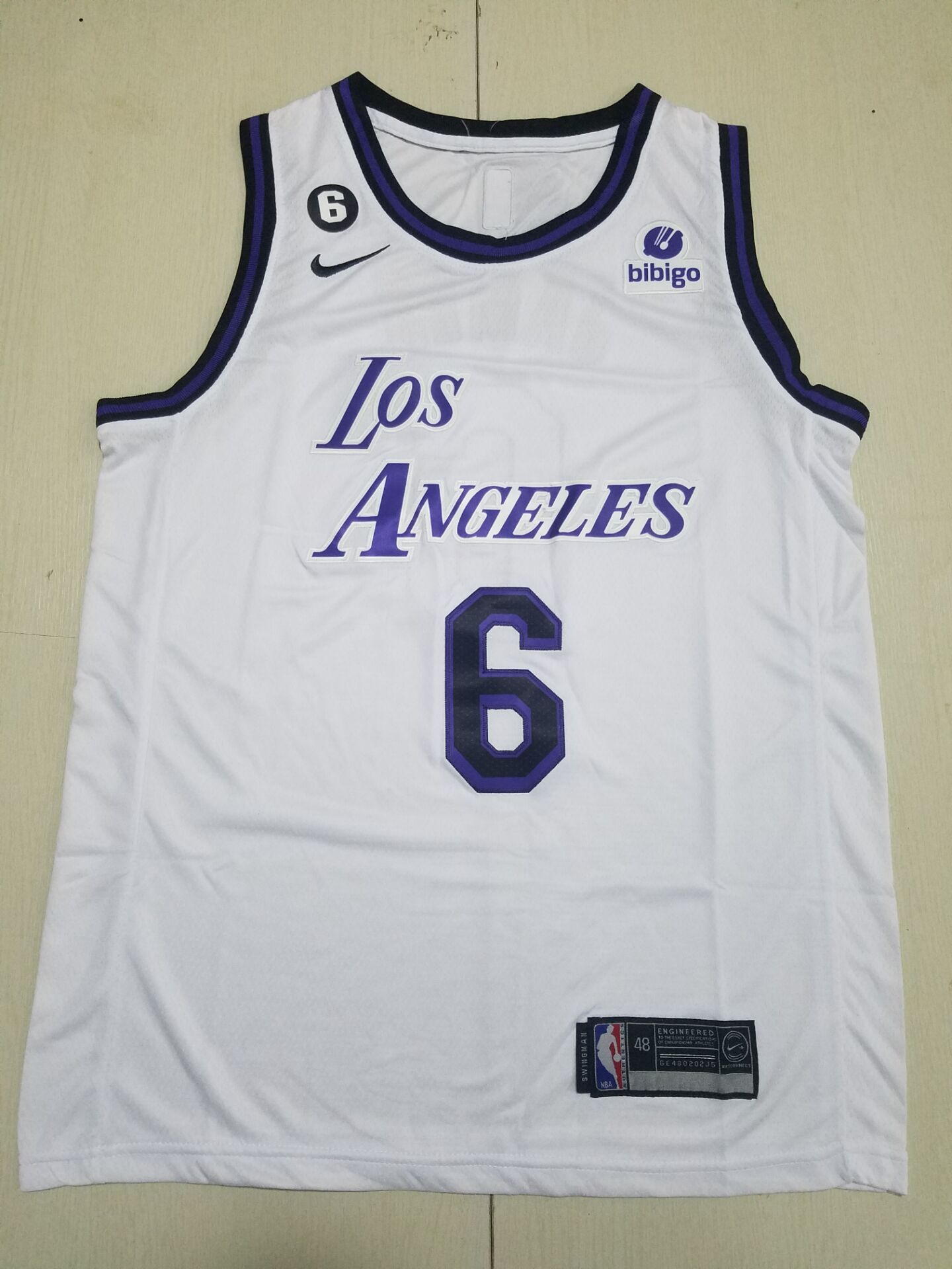 Men Los Angeles Lakers 6 LeBron James White 2022 Nike NBA Jersey
